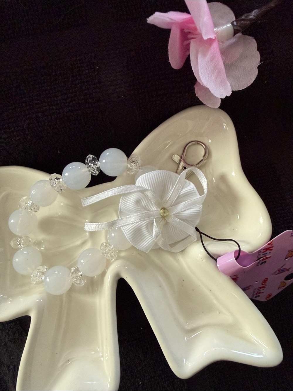 White Beaded Floral Key & Card Holder Charm
